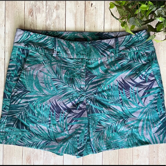 Ann Taylor factory Palm Leaf Print Shorts sz 6 - Picture 1 of 4